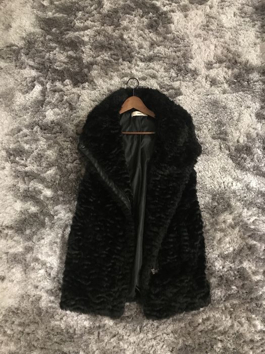 Colete em pelo uterque