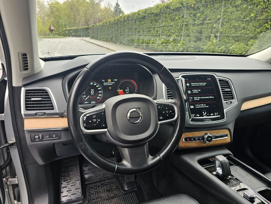Терміново volvo xc90 2.0 гібрид