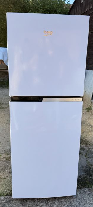 Lodówka Beko 145cm