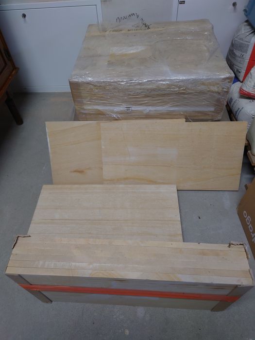 Piaskowiec, elewacja,płytki z piaskowca 60cmx30cmx1,5cm 43szt.