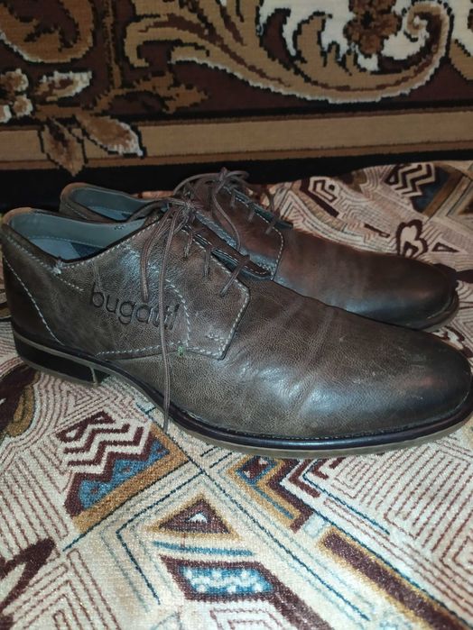 Туфлі чоловічі Bugatti