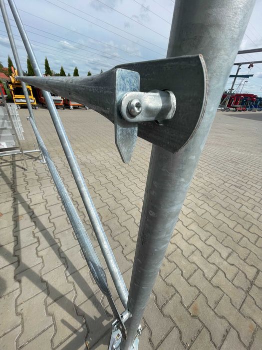 Zestaw rusztowania elewacyjnego murarskiego Plettak przejezdne