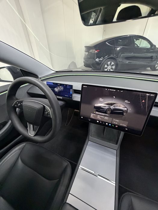 Tesla Model 3 Standard Range plus LFP