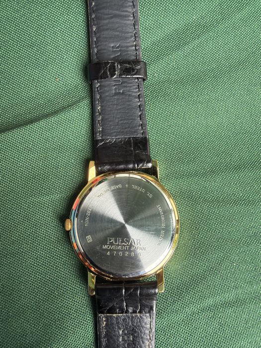 Relógio Pulsar Quartz Vintage Dourado – Movimento Japonês V732 | Calendário