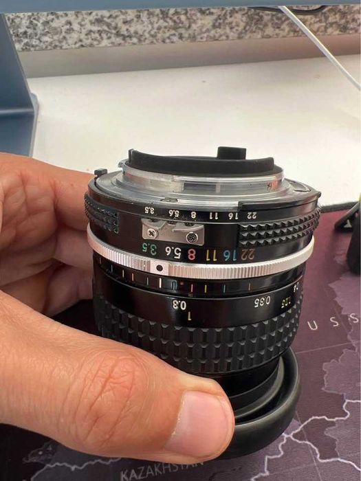 Nikon Nikkor 28mm f/3.5 AI Manual Focus Lens