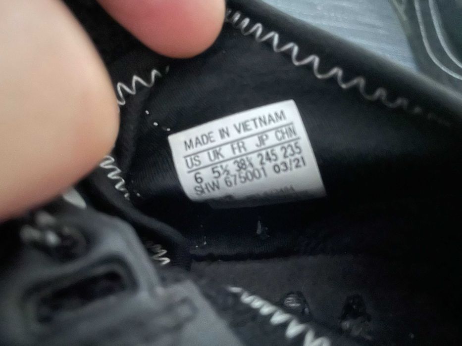 Buty Adidas NMD R1 V2 Cloud GZ3404 ,damskie ,Rozmiar 38,super stan