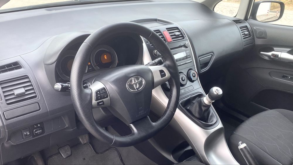 Toyota Auris 1.4 D4d 2010