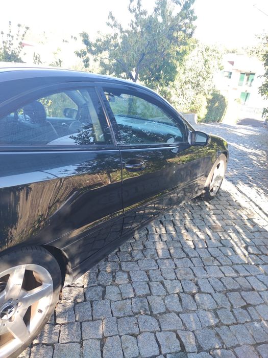 Mercedes SportCoupe nacional de 2006 caixa automática 150cv
500mil km
Em muito bom estado