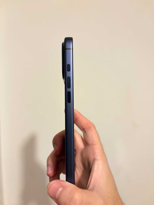 Iphone 17 Pro Max 256 GB - Navy Blue - Excellent condition