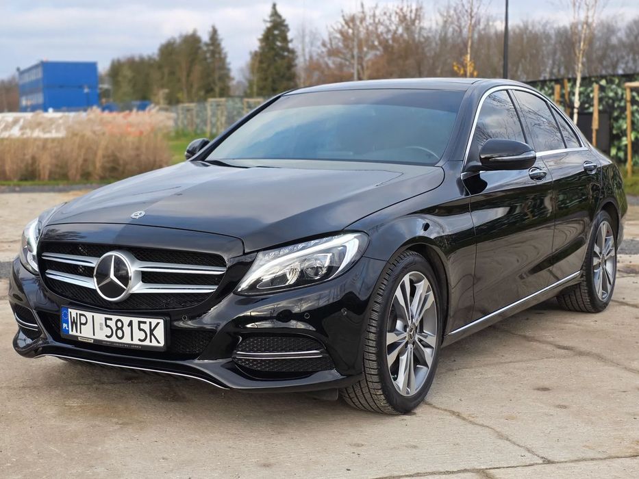 Mercedes-Benz Klasa C Mercedes C300 2.0T 245KM 9G-Tronic