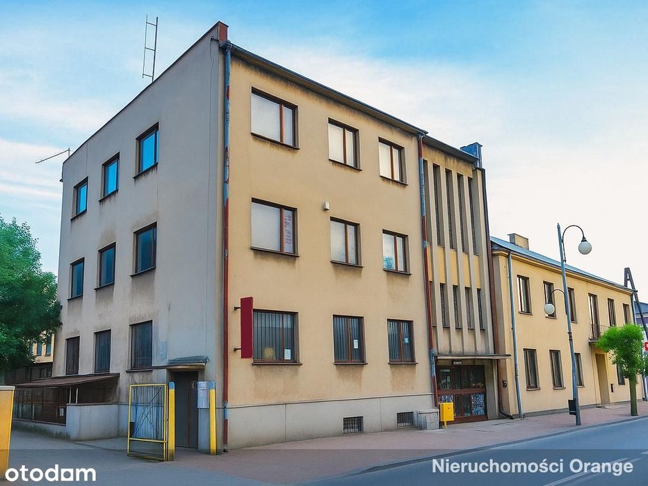 Na sprzedaż budynek pod biuro i usługi w centrum