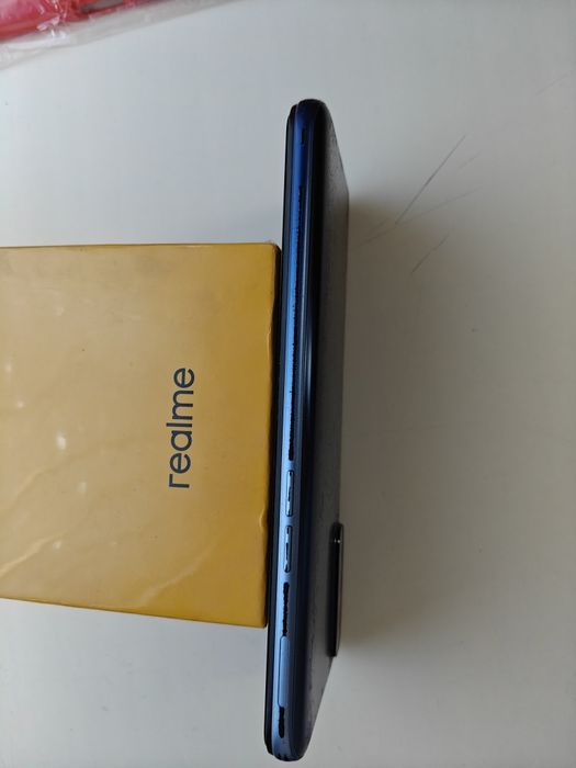 Продам realme 7 6/64