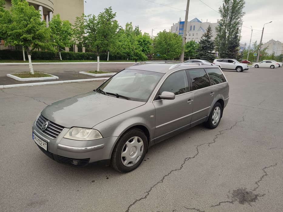 Дизельный V6  Пассатик на механике хороший