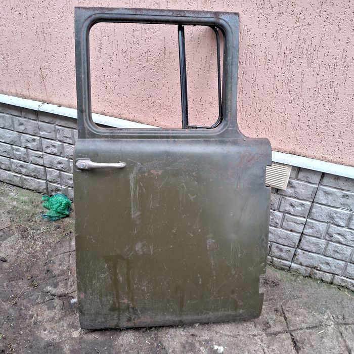 Дверь ЗИЛ 130правая