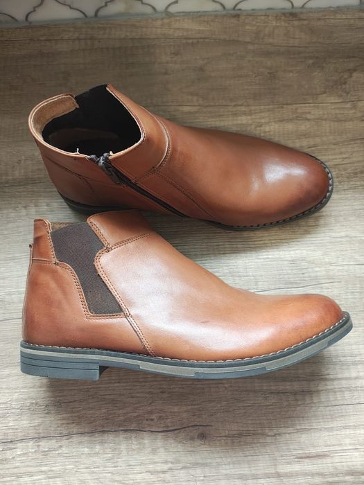Eleganckie skórzane męskie botki r. 40
