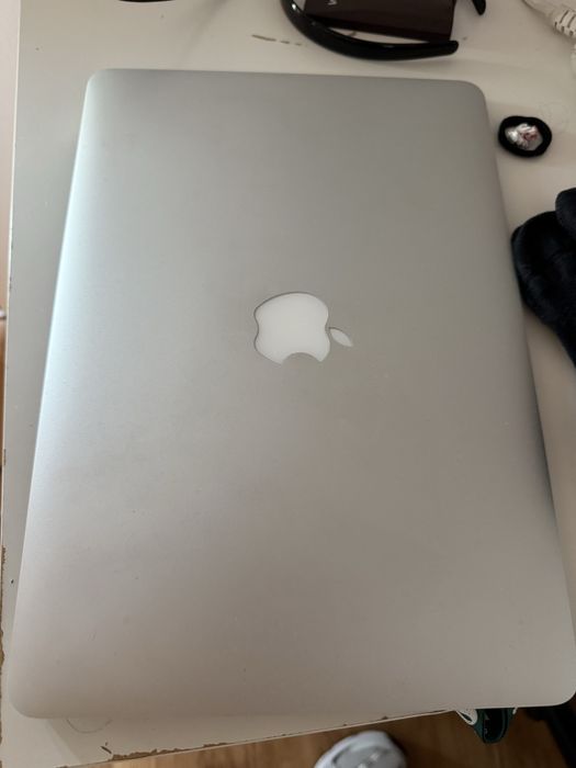 Macbook air 128GB