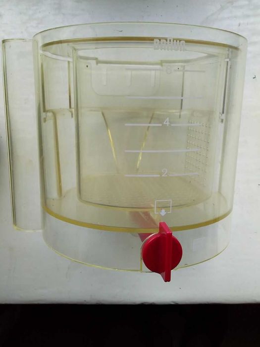 Капельная кофеварка Braun