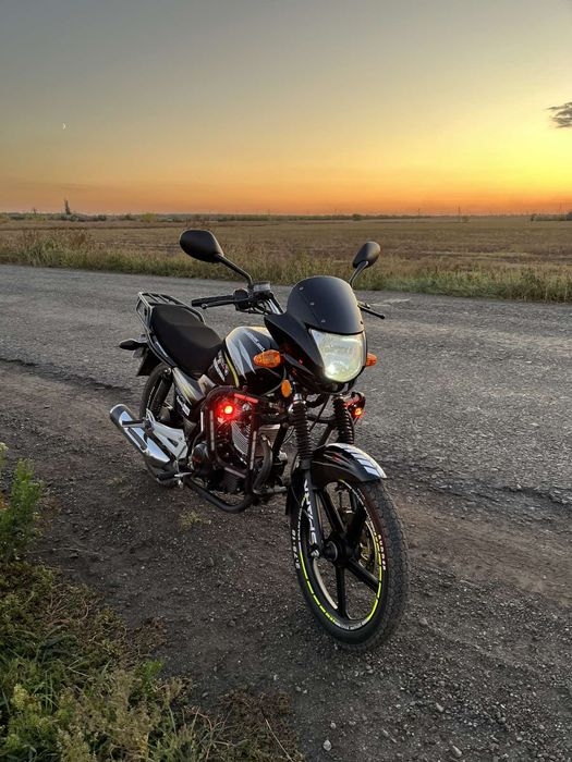 Продам мото  спарк