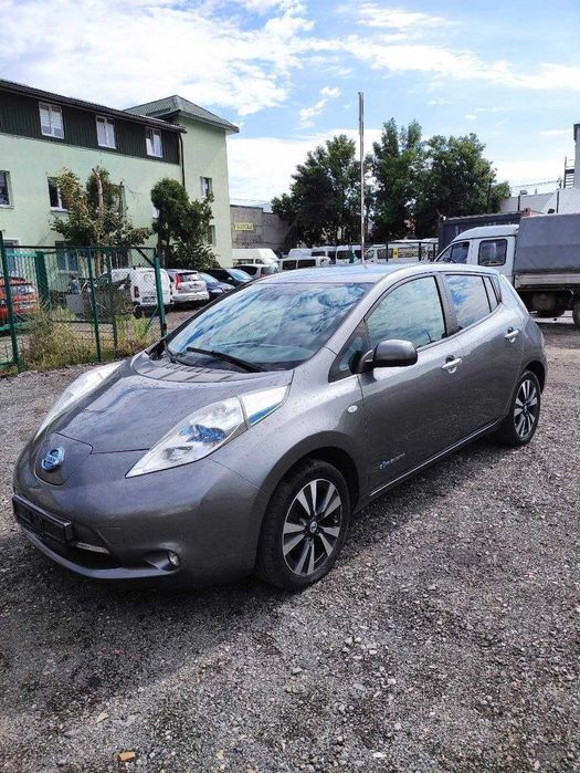 Nissan leaf Tekna 24 кВт
