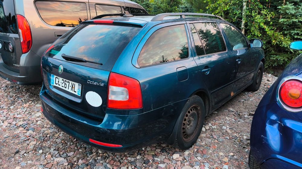 Na części Skoda octavia fl2 fl ll II 2.0tdi cfh anglik 2011r 140km LW5