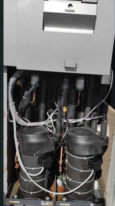 Pompa gruntowa 17kw 2 sprężarki sprawna