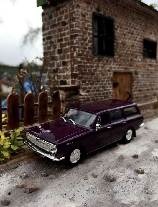 WOŁGA GAZ 24-02-auta PRL,model,autka,kolekcja