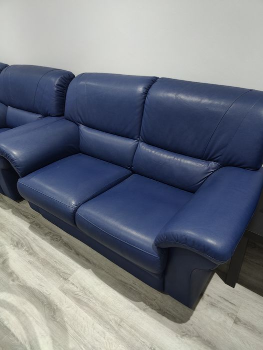 Sofas,em pele azul