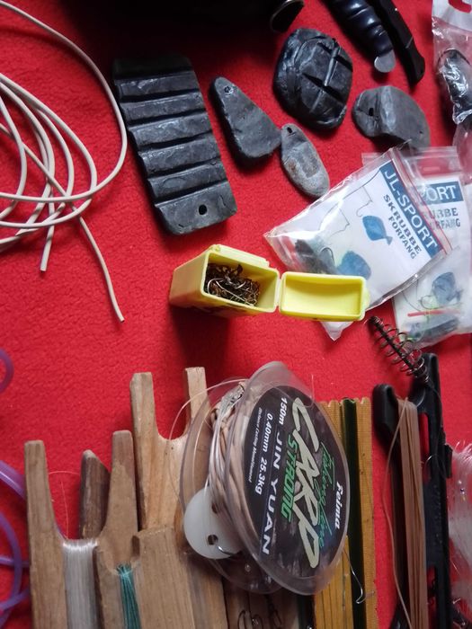 Різні снасті для рибальства! Рыболовные снасти!