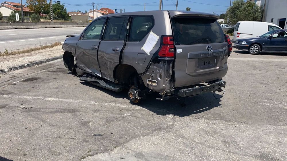 Peças Toyota Land Cruiser do ano 2019