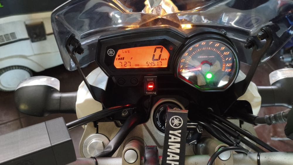 Yamaha XJ6 Naked