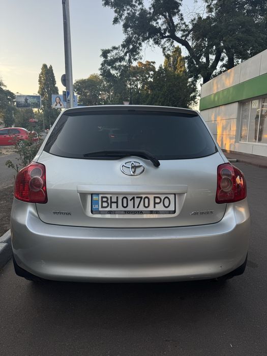 Продам Toyota Auris 2008