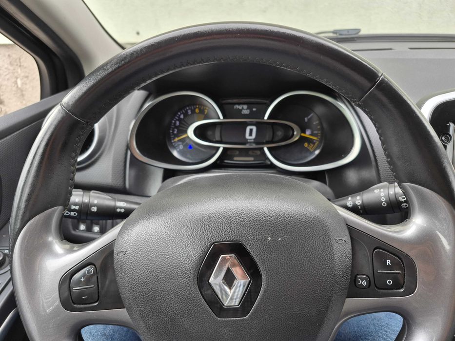Sprzedam Renault Clio IV 1,2 mpi 75kM 2016 rok