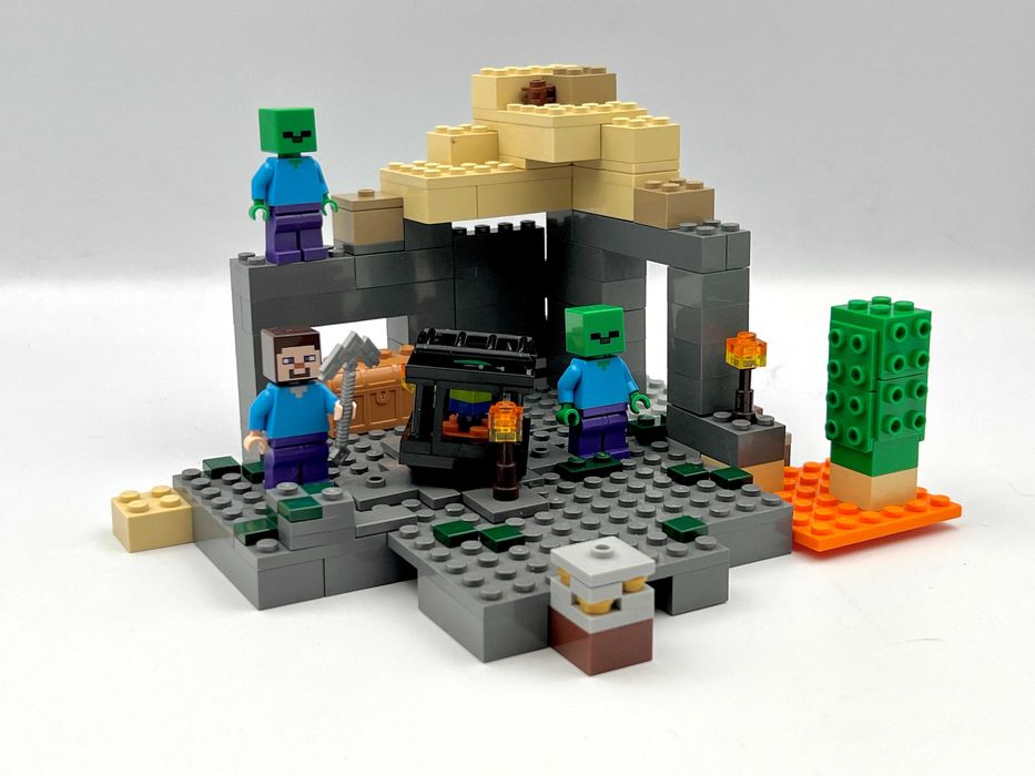 Lego Minecraft 21119 Loch komplet 100%