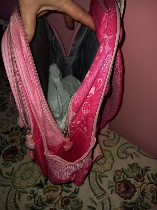 Портфель,рюкзак для девочки.