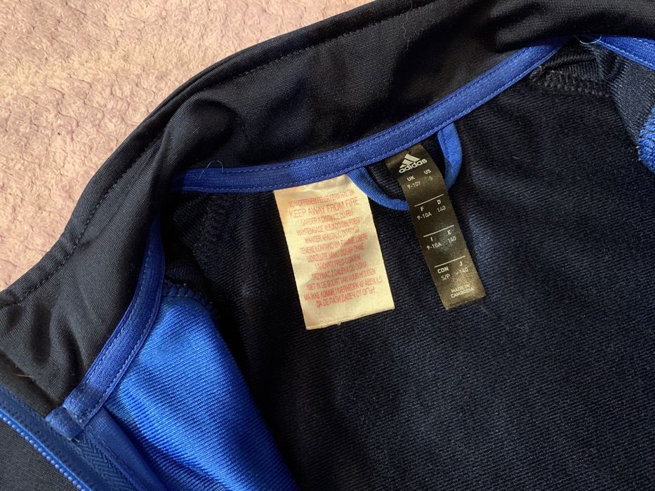 Спортивна кофта Adidas на зріст 140 см на 9-10 років