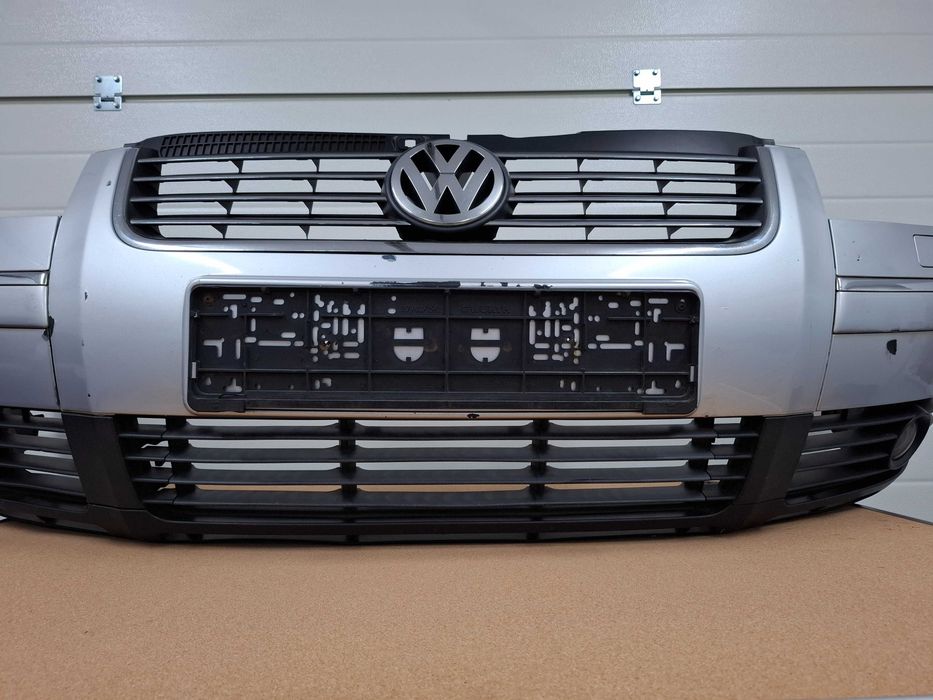 Zderzak przód przedni VW Passat B5 FL spryski LA7W srebrny