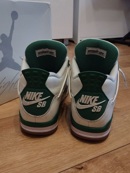 Jordan 4 Pine Green Oryginalne Używane