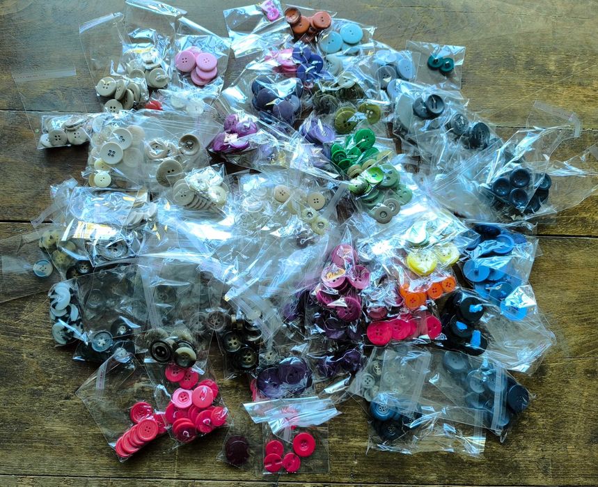 Zestaw Kolorowych Guzików