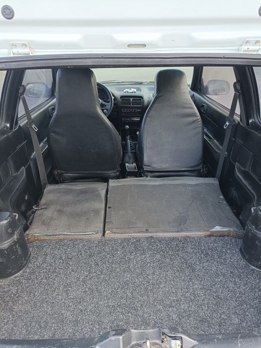 Suzuki Swift 1997 японский брат Honda Civic :)