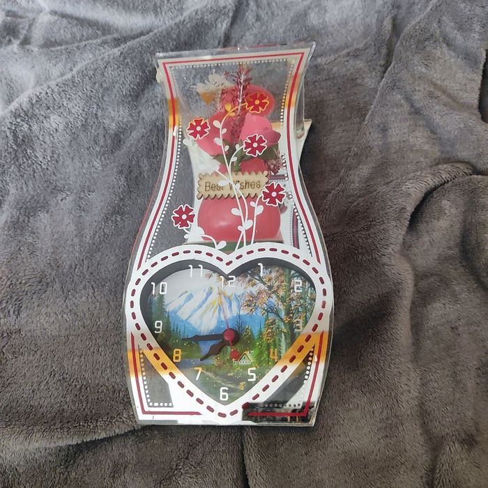 ...Wazon z zegarkiem