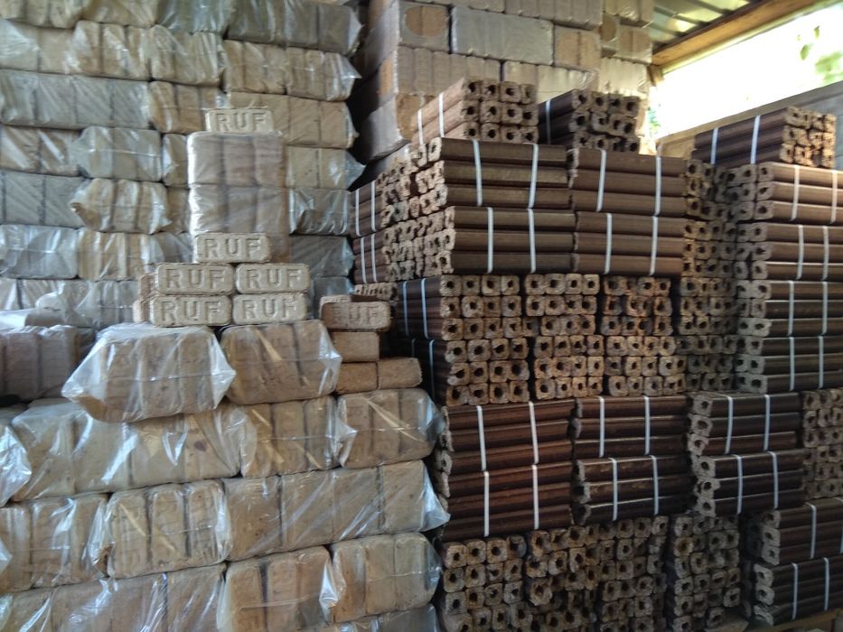 Брикети Купити Київ Руф Піні-кей Пелета  Дрова Дуб Купить Бровари