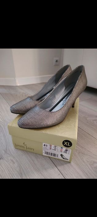 Nowe damskie szpilki