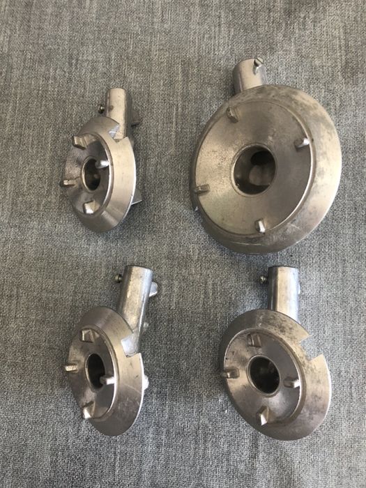 4 bocas para fogao novas e dois modelos  cabides novos