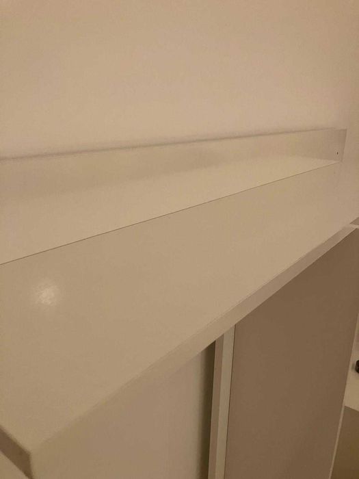 estantes branco brilhante novas