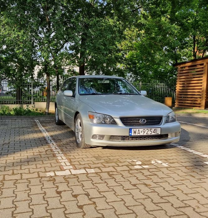 Lexus IS Sprzedam Lexus IS Sportcross 2005 roku