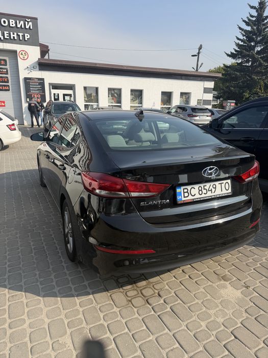 Оренда прокат авто машин Hyundai Elantra ЛЬВІВ та область