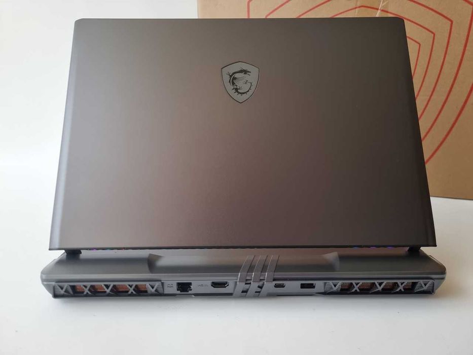 MSI Vector 16 HX 2023 I9 13980HX/RTX 4080/RAM 16GB/SSD 512GB/QHD 240Hz