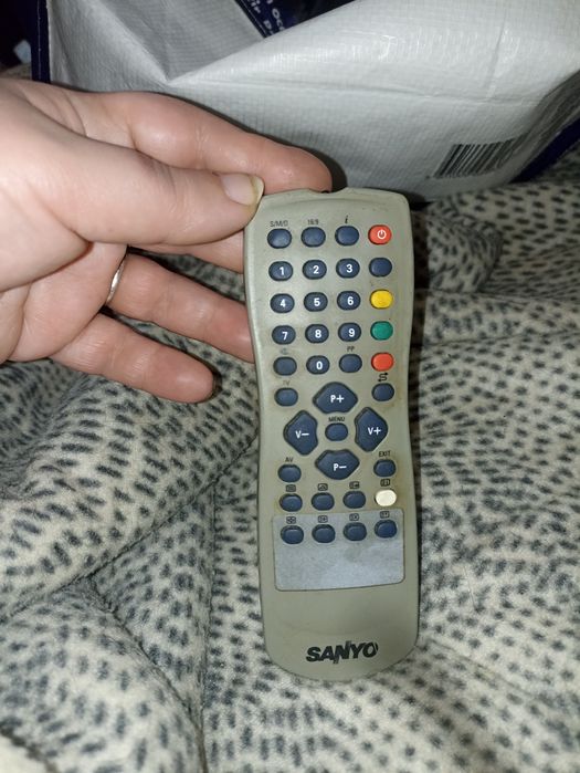 Televisão Sanyo  com comando