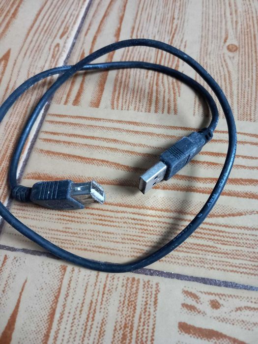 Cabo/Adaptador USB a USB