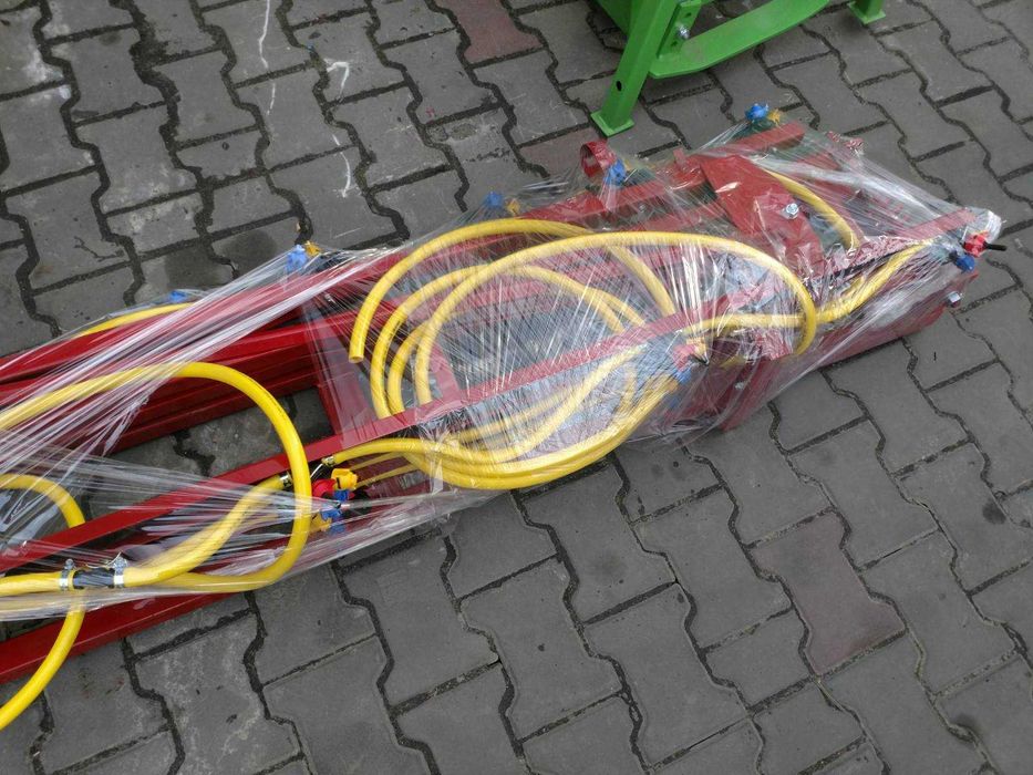 Оприскувач обприскувач кропілка польовий навісній Польща